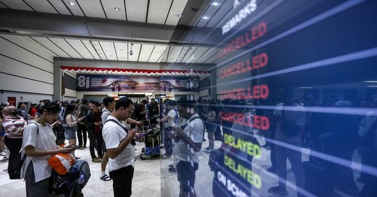 Indonésia. Erupção vulcânica: 170 mil passageiros retidos