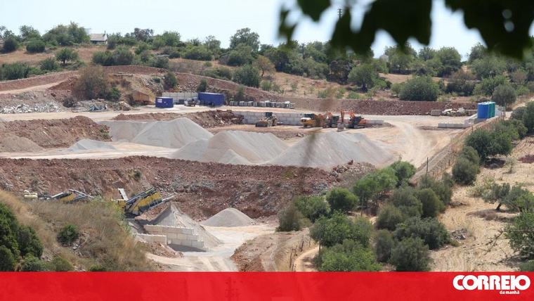 Tribunal manda encerrar pedreira após queixas de excesso de ruído e poeiras