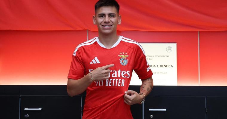«Echeverri uma mistura de Messi e Maradona? Ponham lá água na fervura...»
