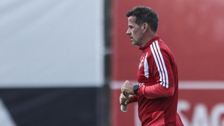 Marco Silva: "Saber que vai jogar sempre não é positivo a este nível" Benfica