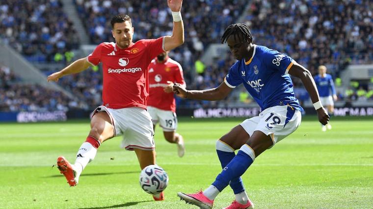 Everton e Manchester United empatam em jogo com final de loucos Internacional